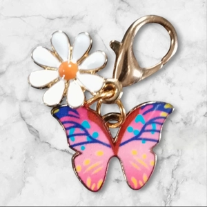 Beautiful Butterfly And Daisy Keyring/Handbag Charm