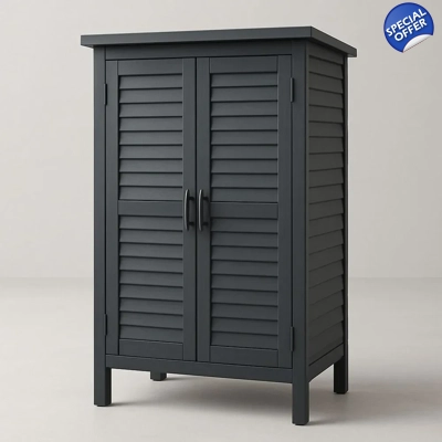 Wardrobe with louvered doors and steel handles – 160×90×50 cm