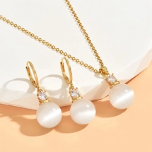 Simple artificial opal ..