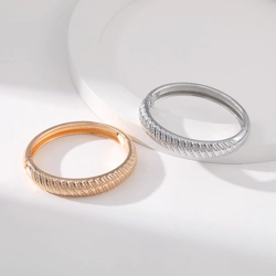 Bangle with textured design