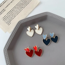 Double heart dangle ear..