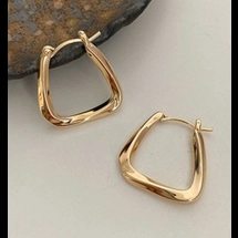 Simple U-shaped earrings