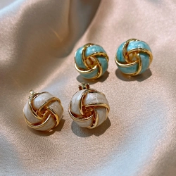 Elegant geometric ball stud earrings