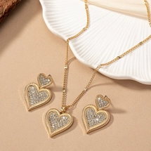 Stylish heart design ne..