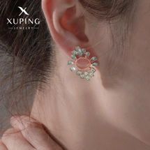 Glam geometric design e..