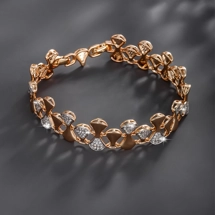 Stylish rhinestone brac..