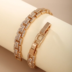 Elegant rhinestone bracelet
