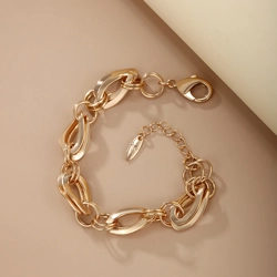 Chunky bracelet with oval links