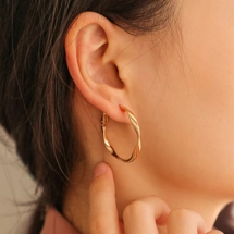 Distorted hoop earrings
