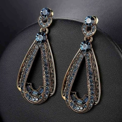 Vintage style drop earrings
