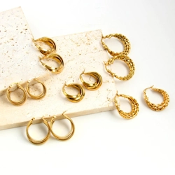 Triple layer U-shaped earrings