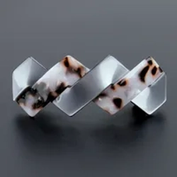 Zig zag design hair clip
