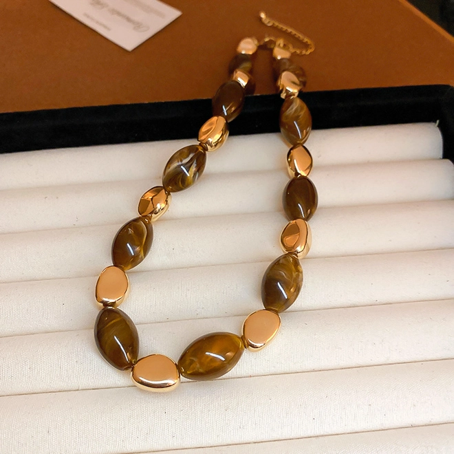 Additional Image for Oval beads necklace