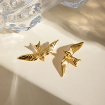 Flying bird statement e..