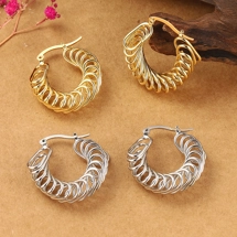 Patterned U shape earri..