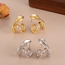 Simple spiral design ear studs