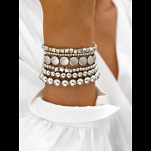 Set of 6 bead bracelets