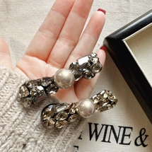 Glam rhinestone hair clip