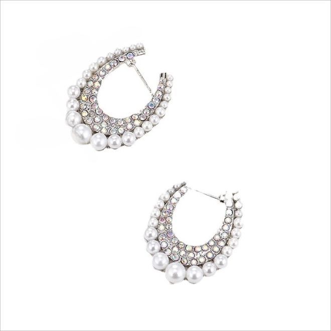 Additional Image for Korean style U-shaped earrings