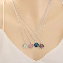 Set of 4 necklaces with..