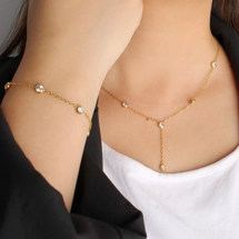 Simple rhinestone brace..