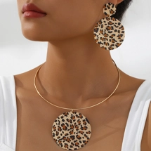 Leopard print disc dang..