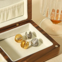 Glam shell inspired stud earrings