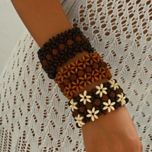 Set of 3 wooden bracelets