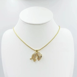 Necklace with zircon jaguar pendant
