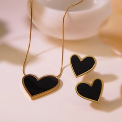 Sweet heart design stud earrings and matching necklace