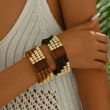 Set of 2 wooden bracelets