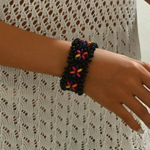 Casual wood bangle