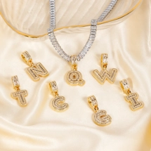 Zircon necklace with go..