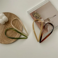Simple hair clip