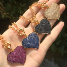 Necklace with zircon he..