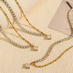 Asymmetrical necklace with diamond shaped pendant