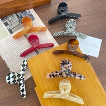 Patterned twist design ..