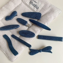 Simple hair clips