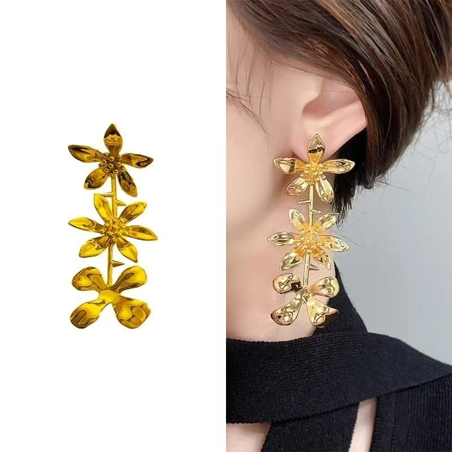 Additional Image for Vintage style long flower drop earrings
