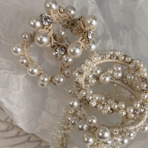 Stylish imitation pearl..
