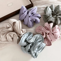 Flower design hair tie
