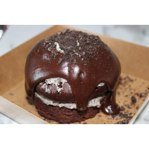 Cake - Chocolate Oreo Fudge Cake