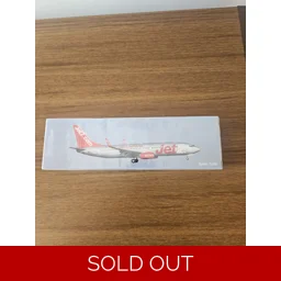 Jet 2 silver Boeing 737-800
