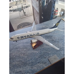Ryanair 787-800