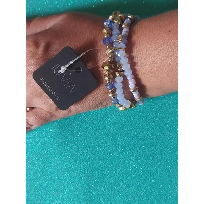 Iuvia - Bracciale elastico con perle azzurre