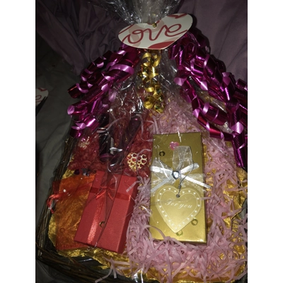 Valentine’s Day Hamper Valentine’s Day Hamper