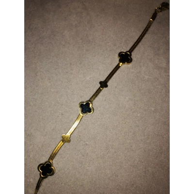 18k gold plated Stainless steel clover black bracelet gold.. 18k gold plated Stainless steel clover black bracelet gold..
