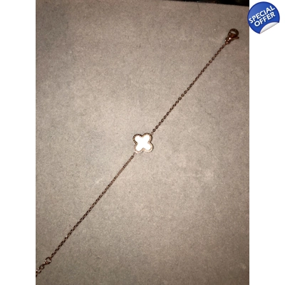Ladies Clover bracelet 18k gold plated stainless steel clo.. Ladies Clover bracelet 18k gold plated stainless steel clo..