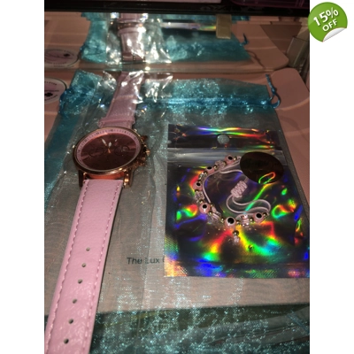 Ladies pink watch and bracelet gift set Ladies pink watch and bracelet gift set