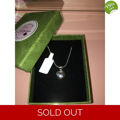 Sterling silver solid heart necklace boxed gift Sterling silver solid heart necklace boxed gift